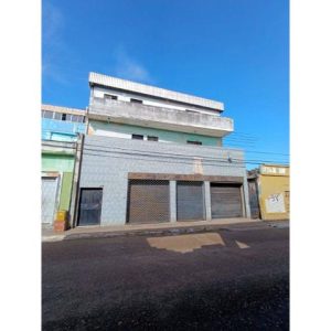 Edificio con Local en Av. Bolívar con calle Arismendi. Anaco. Ref: 1542