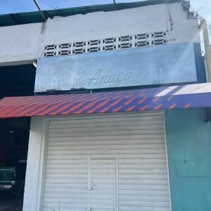 Local Av. Portuguesa frente a la Farmacia Barinas. Anaco. Ref: 1623
